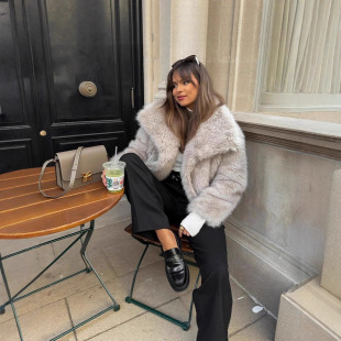 107. Amazon / AliExpress Bridal Fox-Faux-Fur Shawl / Vest – Wedding Cape