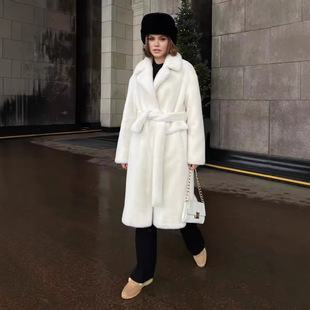 99. Bridal Faux-Fur Shawl – Fox-Look Sleeveless Cape for Autumn/Winter