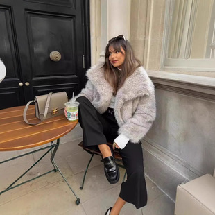 1. Amazon Europe-America Wholesale 2025 AW Solid-Color Faux-Fur Lapel Coat for Women