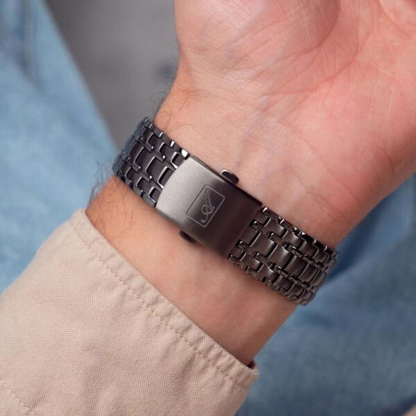 Men Quartz Gun Dial Analog Stainless Steel Watch A1236.S1G6Q