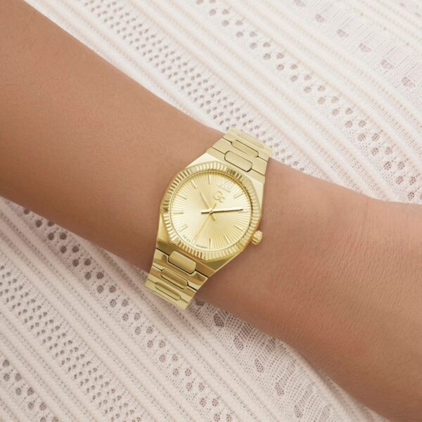 Gc Dress Women Quartz Champagne Dial Analog Stainless Steel Watch Z70002L6